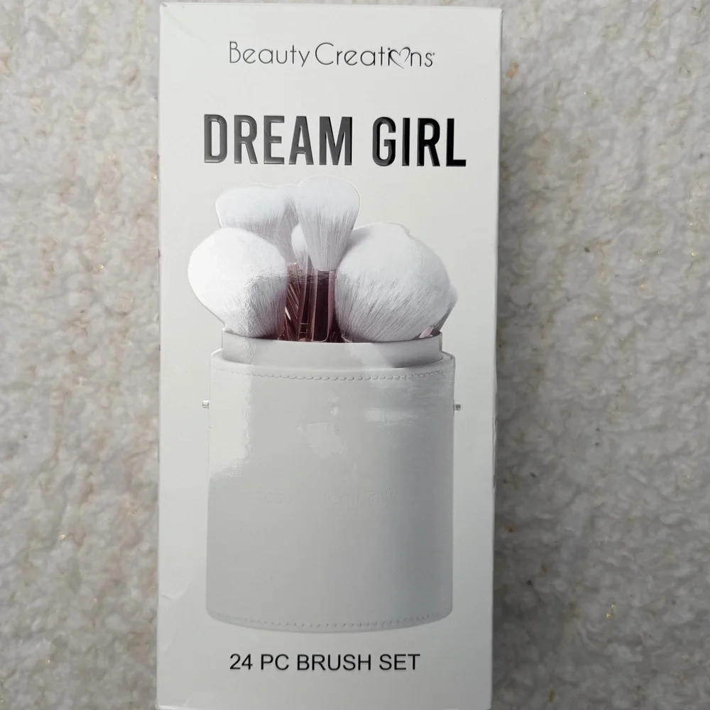 Beauty‎ Creations Dream Girl Brush Set - White